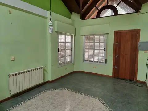 Casa en Venta en Villa Gobernador Udaondo, USD 170.000