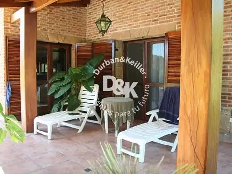 Casa 4 ambientes con 3 baños