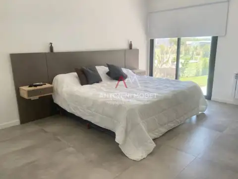 CASA EN ALQUILER EN SANTA ELENA   - PILAR
