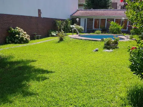 Avalos al 2600