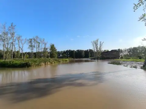 Venta Lote Barrio Nautico