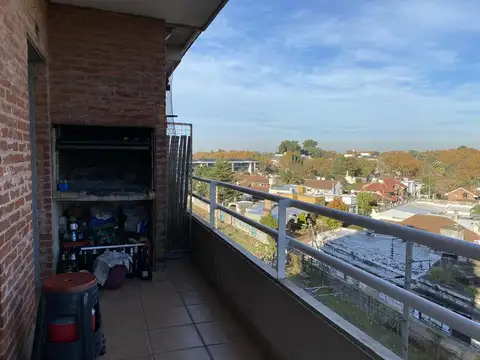 Oportunidad  Departamento en venta tipo triplex - Centro de Adrogue