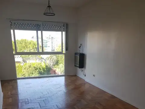 Departamento en Alquiler en Olivos Vias/Rio, $ 550.000