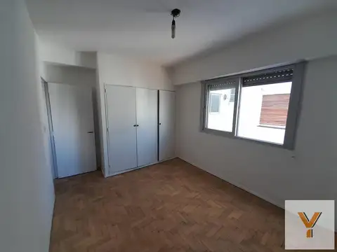 Departamento en venta - 2 Dormitorios 1 Baño - Flores