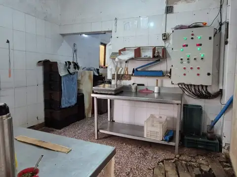 Casa - Venta - Argentina, La Matanza - POZOS 1032