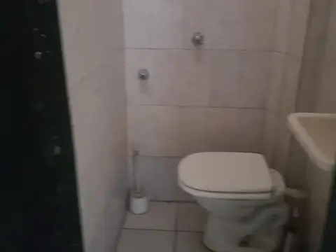 Local en alquiler en Vicente Lopez Vias / Rio 35m2 aprox
