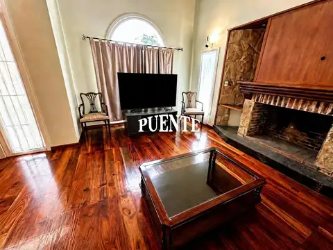 Casa 6 ambientes con 3 baños
