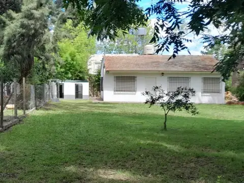 USD 178.000.- CASA QUINTA  2165m3 con casa + tinglado 192 m2