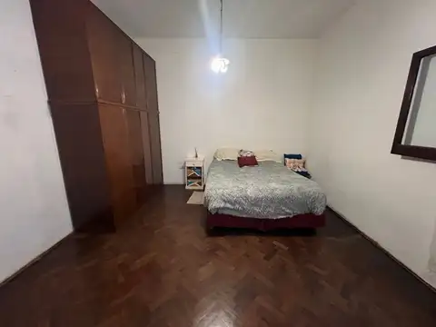 En venta casa de 3 ambientes en Lanús