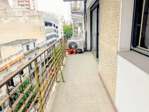 Departamento 5 ambientes con 2 baños