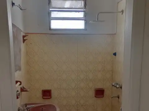 Casa en Venta en Quilmes Oeste, USD 120.000