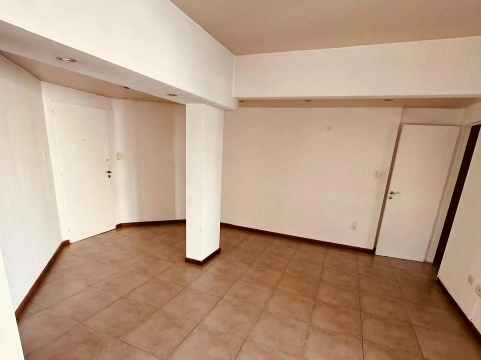 Departamento de tres ambientes en séptimo piso