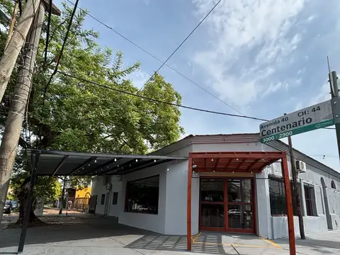 LOCAL EN ALQUILER EN ESQUINA DE CENTENARIO Y LAVALLE CON POSIBILIDAD DE REFACCION SEGUN EL RUBRO