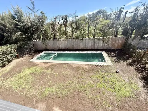 CASA EN VENTA DE 4 DORMITORIOS EN SAUCES NORDELTA