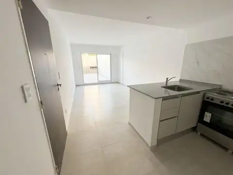 EN VENTA - DEPARTAMENTO MONOAMBIENTE AL FRENTE - LOURDES