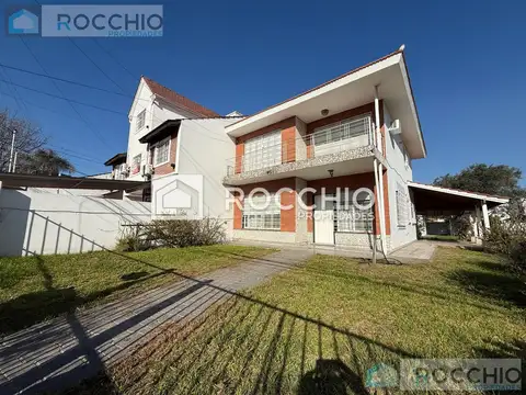 Casa en  venta 5 ambientes J.L Suarez