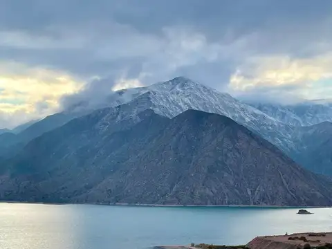 LOTE EN VENTA EN POTRERILLOS MENDOZA OPORTUNIDAD!