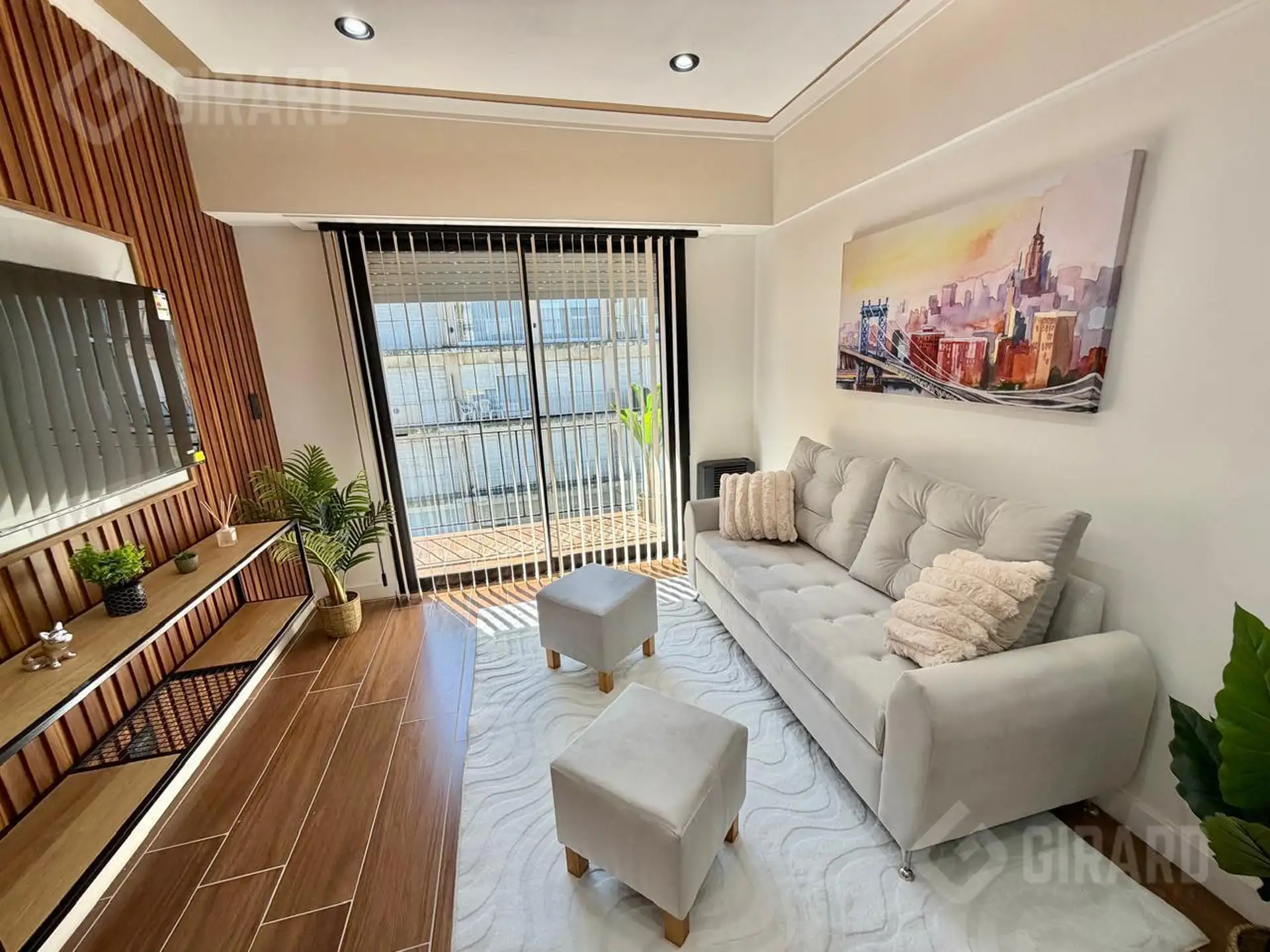 Venta Departamento 2 ambientes en zona plaza colon