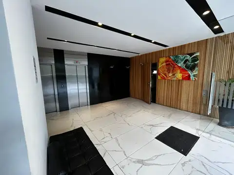 DPTO 4 AMB. EN VENTA EN NUEVO RIVERSIDE CON BALCON