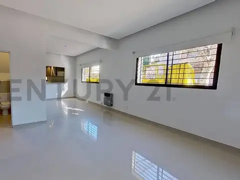 Casa en Flores refaccionada a nuevo