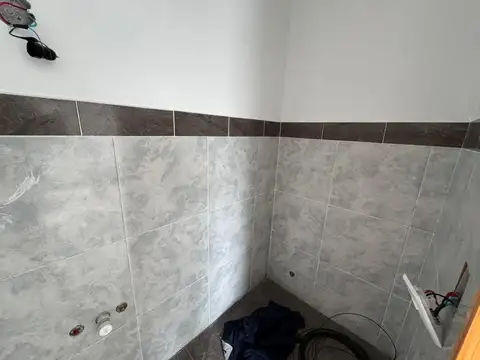 Venta Duplex 3 Ambientes Uf medio y fondo En Mar Del Tuyu Calle 81 Entre 6 Y 7 Oportunidad