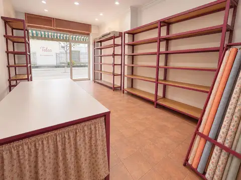 VENTA LOCAL 42M2 CENTRO COMERCIAL MORENO SUR 