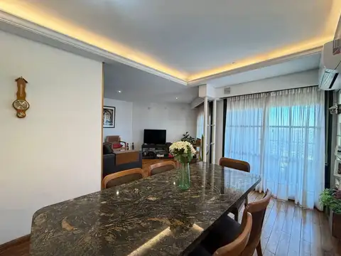 Departamento en Venta en Abasto, USD 165.000