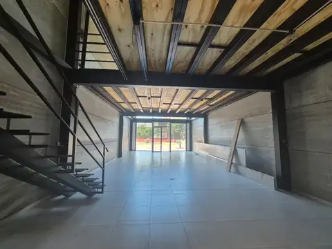 Local comercial en Alquiler Centro de Maipú
