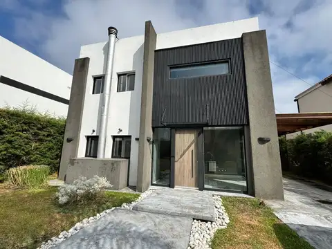 Casa en Venta en Altos de Hudson II, USD 360.000