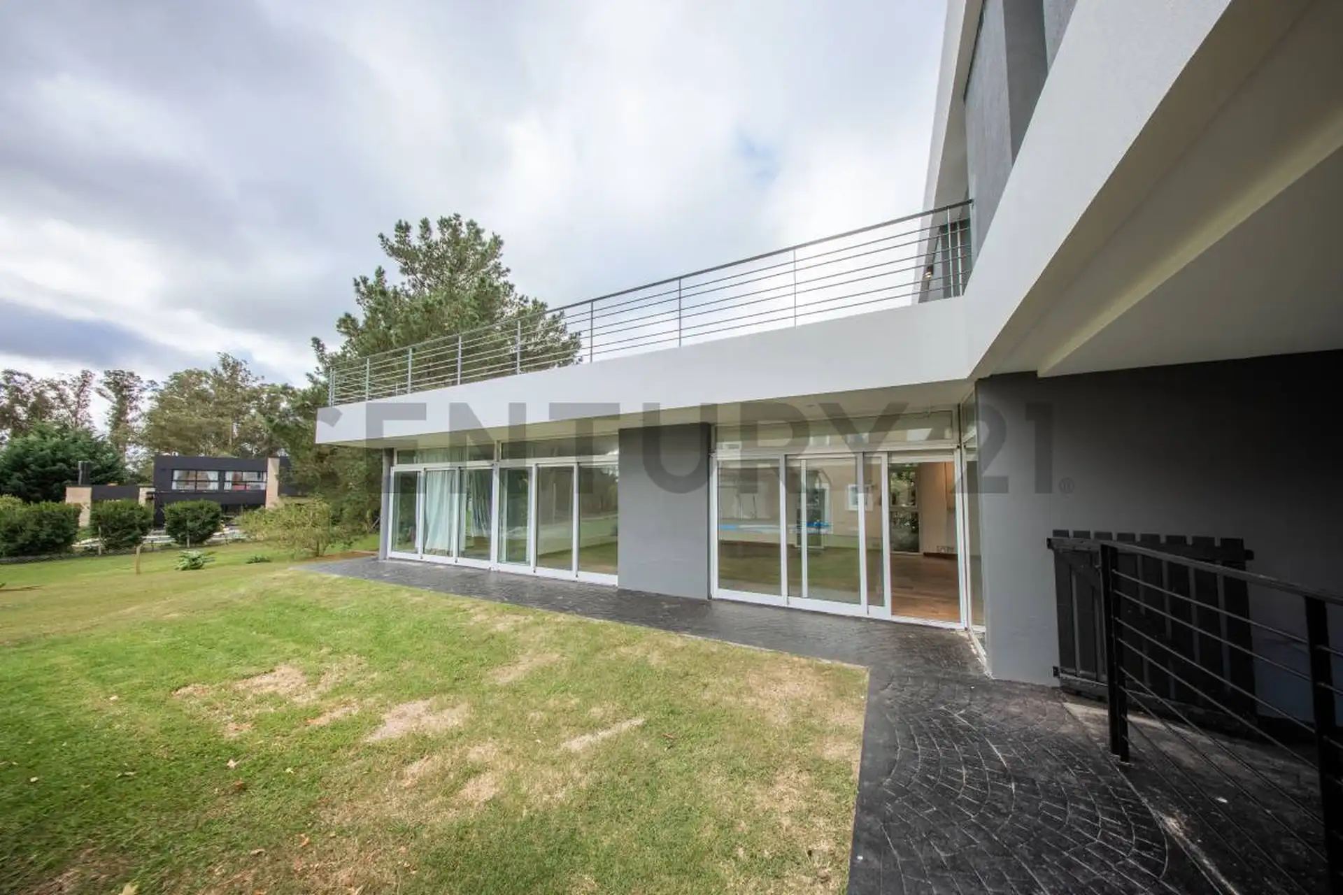 VENTA CASA 4 AMBIENTES BARRIO PRIVADO ARENAS DEL SUR
