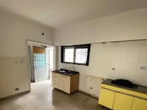 Depto Tipo Casa 2 ambientes con 1 baño