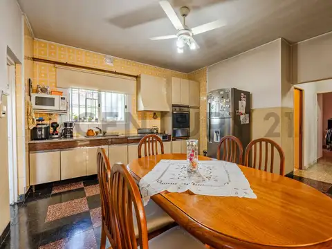 VENTA DEPARTAMENTO 4 AMBIENTES MORON  PERMUTA  APTO CREDITO TERRAZA