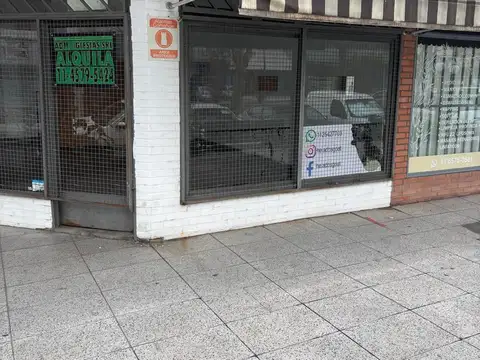 Local en esquina.