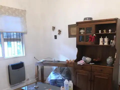 Venta Ph 2 ambientes con patio y cochera