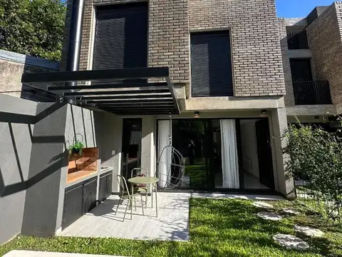 VENDO CASA DE 4 DORMITORIOS EN FISHERTON - WILDE BIS 455
