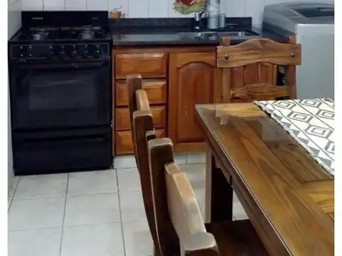 Depto Tipo Casa 4 ambientes con 1 baño
