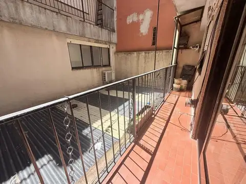 Bartolomé Mitre 2400, Piso 1