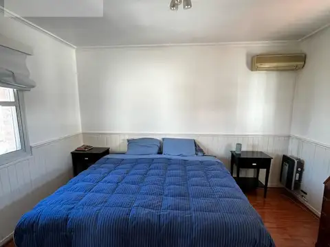 Casa 6 ambientes con 2 baños