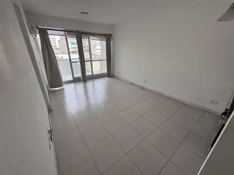 Av. José María Moreno al 300