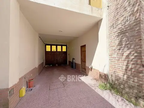 Depto Tipo Casa en Venta con 1 cocheras