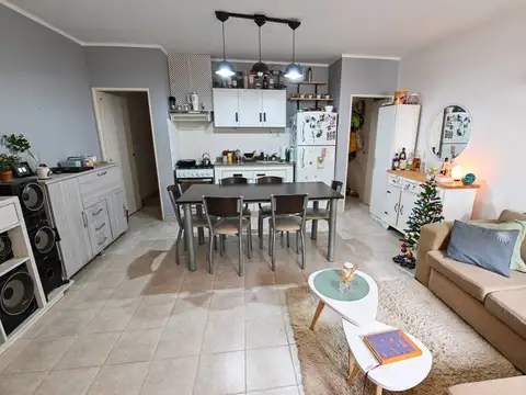 Casa 3 ambientes con 1 baño