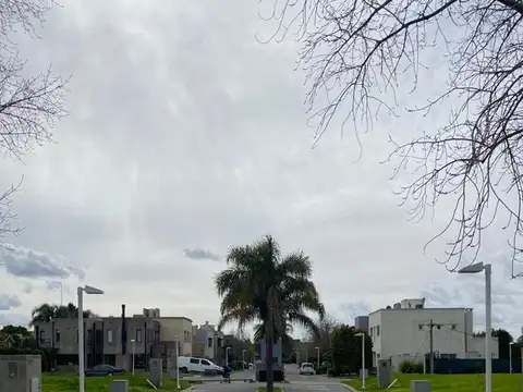 Terreno en Venta en La Claridad, USD 225.000