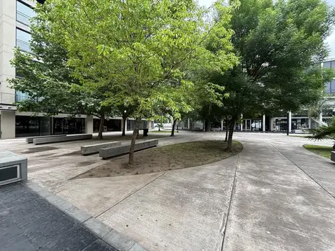 Oficina en Alquiler en Agora III, 46 Plaza, Pilar