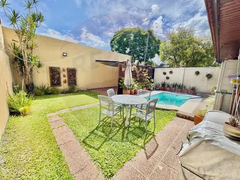 casa 6 ambientes con jardin y pileta martinez