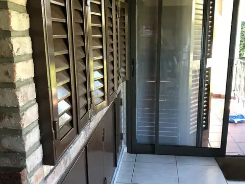 Casa en Alquiler de 4 dormitorios