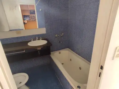 PH c/entrada independiente y terraza