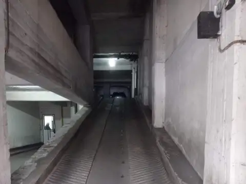 VENTA COCHERA PELLEGRINI