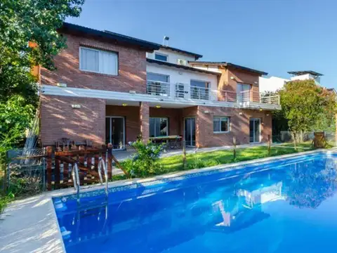 Barrio Cube
