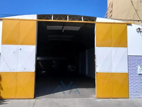 ALQUILER | Galpón en Pergamino 300 m² - Valentín Potente 579 - Doble Fosa
