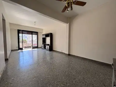 Departamento en Venta en Barrio Norte, USD 147.000